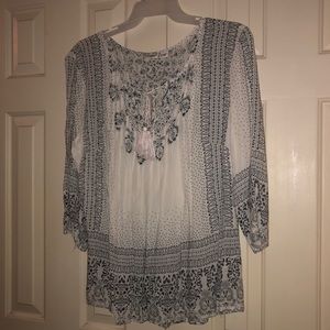 Beautiful Tassel Neck Tie Patterned Blouse